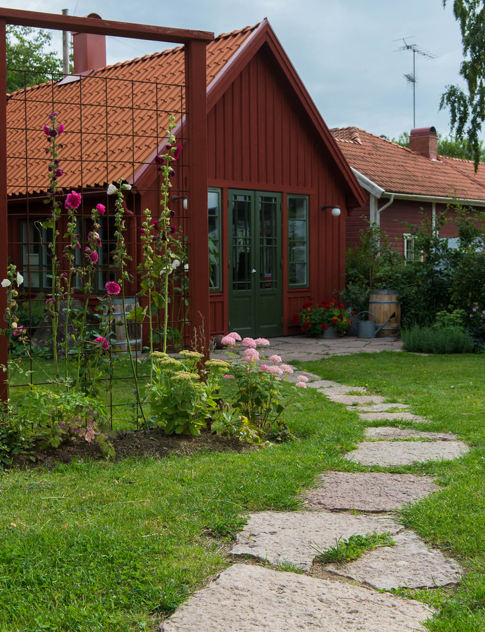 Kalksten röd oregelbunden Öland 3-6 cm | Handla hos Flisby