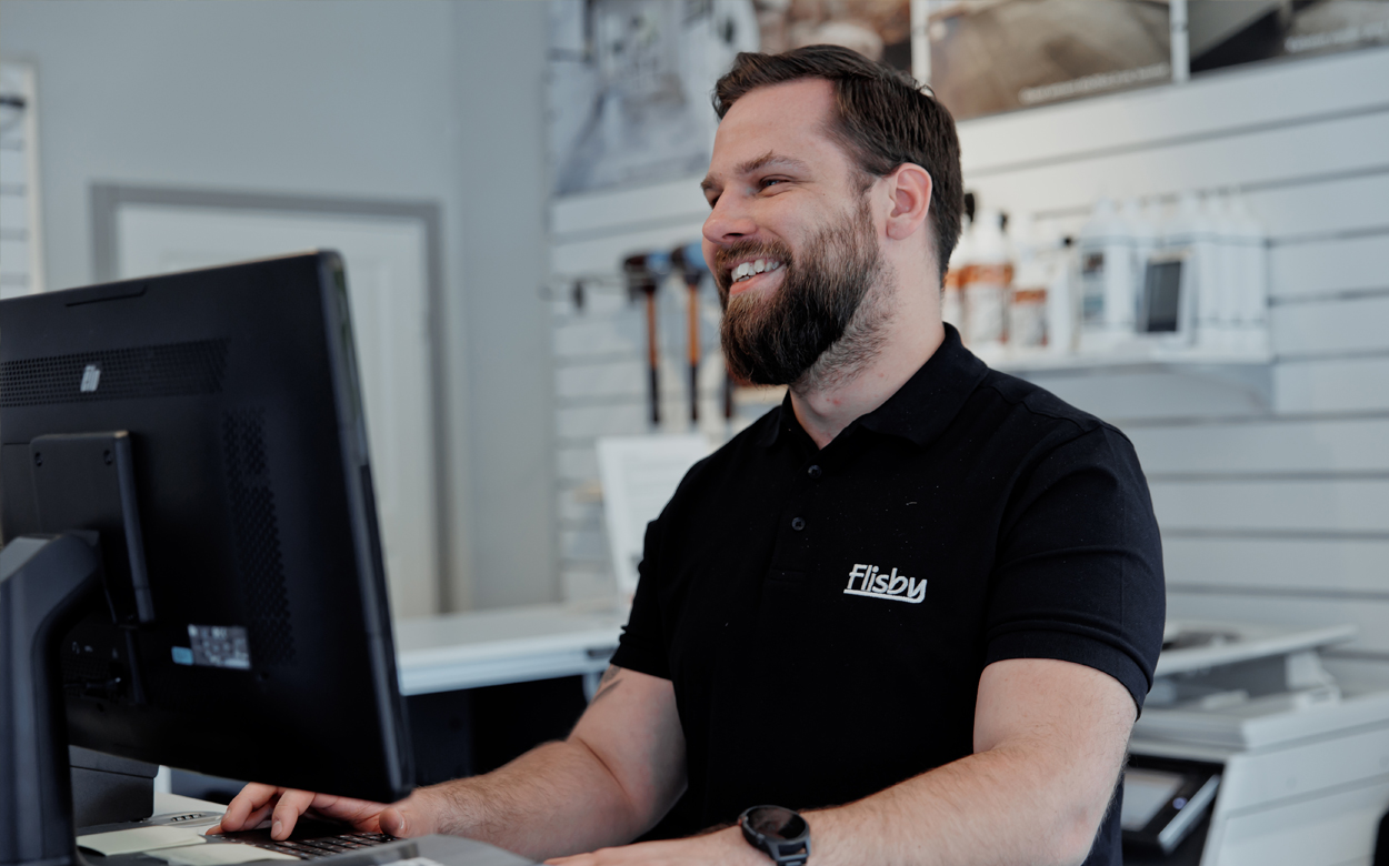 Adaml_Oxelqvist_1250x780.jpg