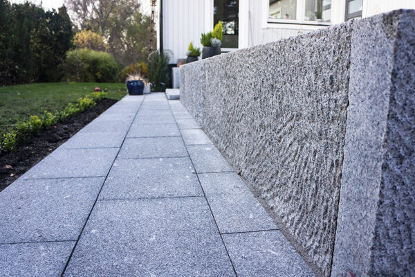 Parti Granit Tirso (grafit)  60x40x3 cm - 74,16 kvm