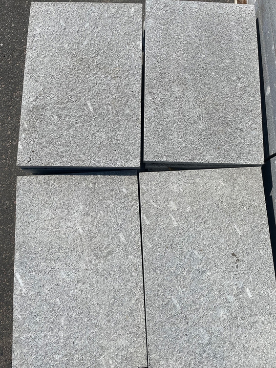 Parti – Granit grå 60x40x3 35 st 8,4 kvm