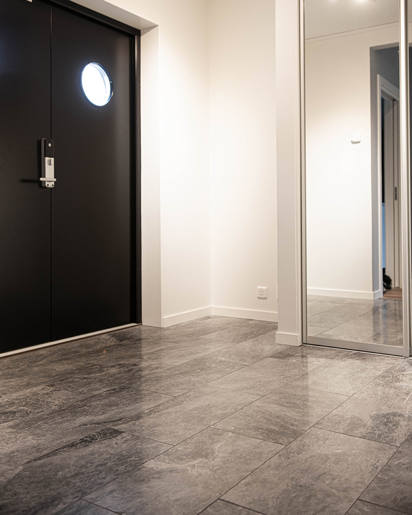 Marmor australian grey 60x30x1 cm slipad