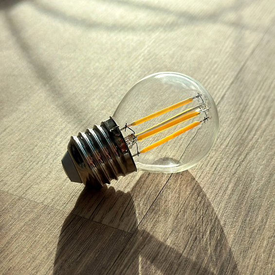 LightsOn Lampa E27 12V 250lm (Varmvit)