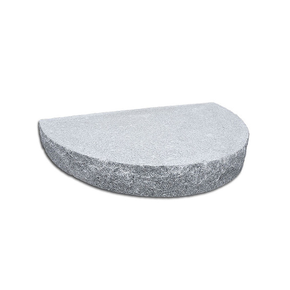 Trappblock i grå granit, halvrund 150 cm i diameter