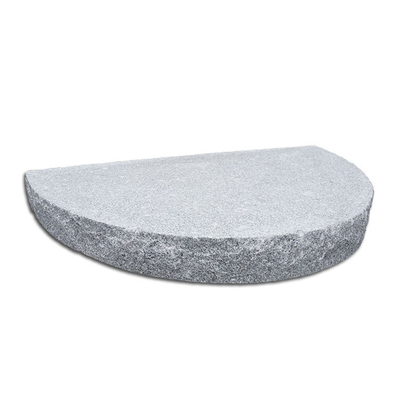 Trappblock i grå granit, halvrund 210 cm i diameter