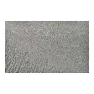 Grå skifferplattor Alta, marksten i fallande längder Grå skifferplattor Alta, marksten i fallande längder