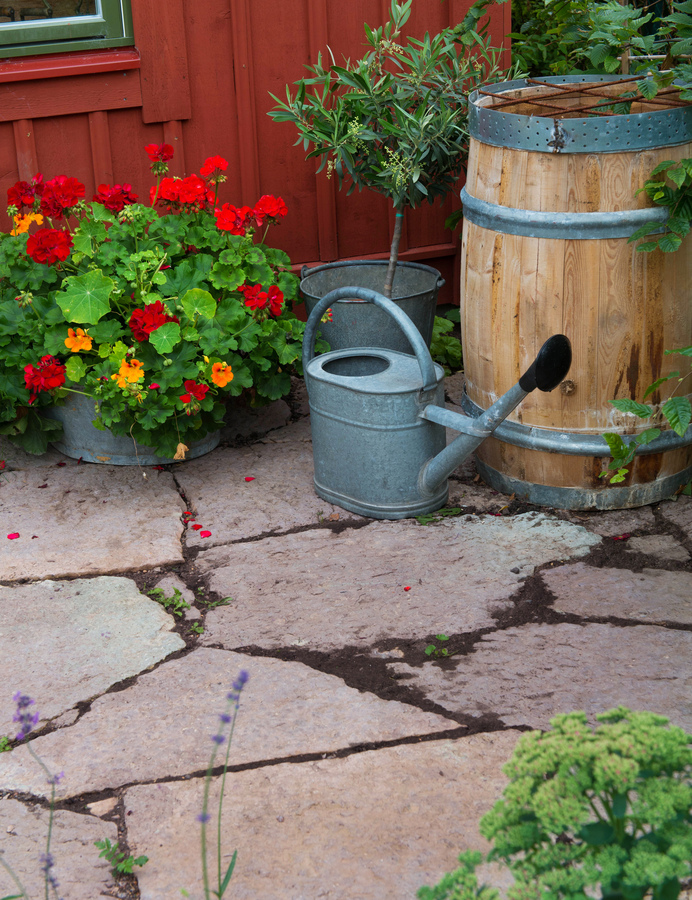 Kalksten röd oregelbunden Öland 4-8 cm | Handla hos Flisby